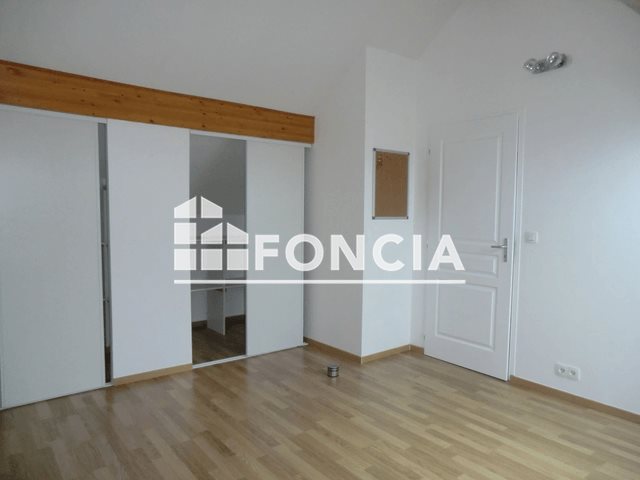 Appartement à louer, 88m², Rives