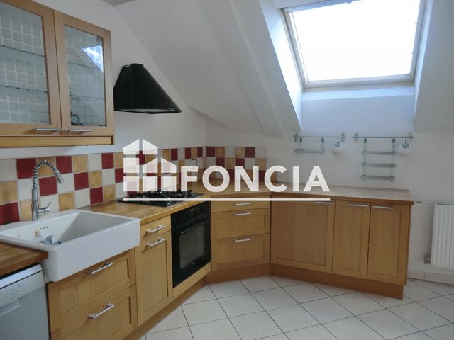 Appartement à louer, 88m², Rives