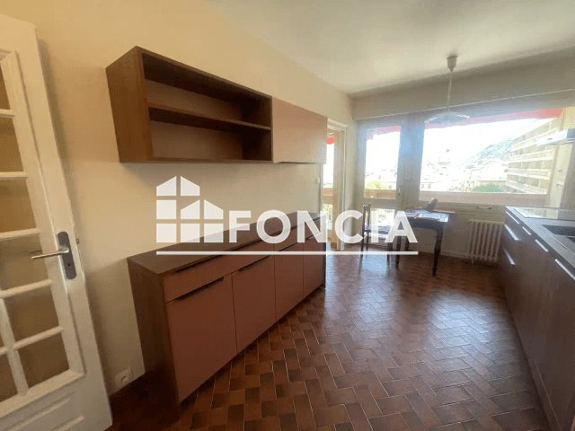 Appartement à louer, 93m², Saint-Jean-de-Maurienne