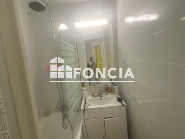 Appartement à louer, 27m², Saint-Raphaël
