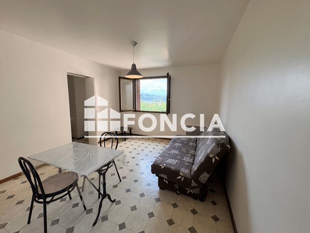 Appartement à louer, 25m², Cahors