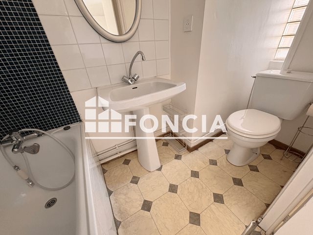 Appartement à louer, 25m², Cahors