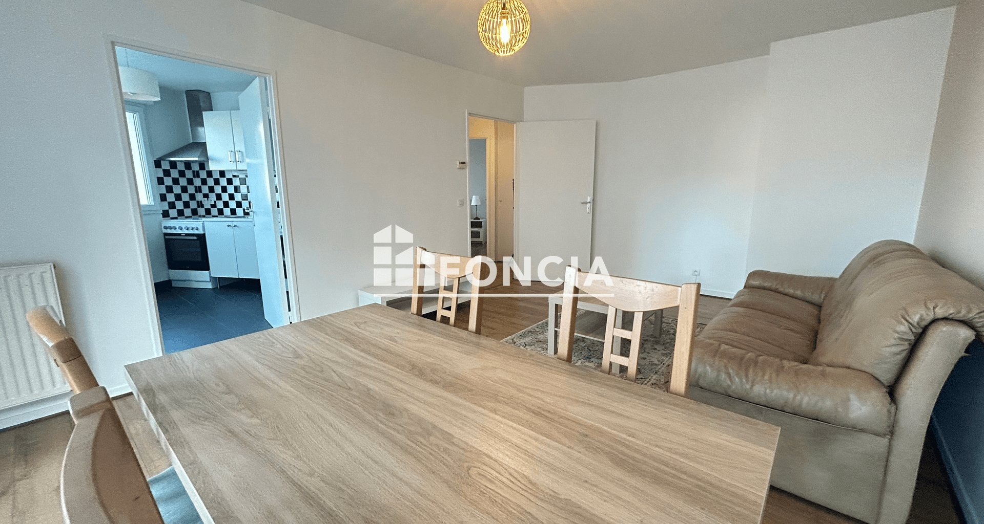 Appartement à louer, 48m², Châtillon