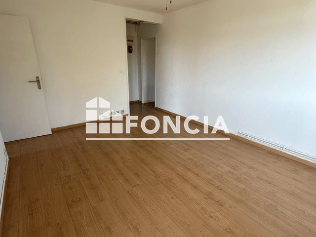 Appartement à louer, 53m², Marignane