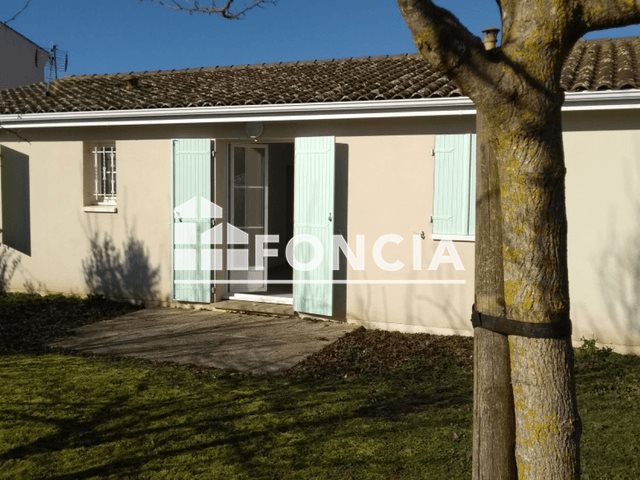 Maison à louer, 89m², Rioux