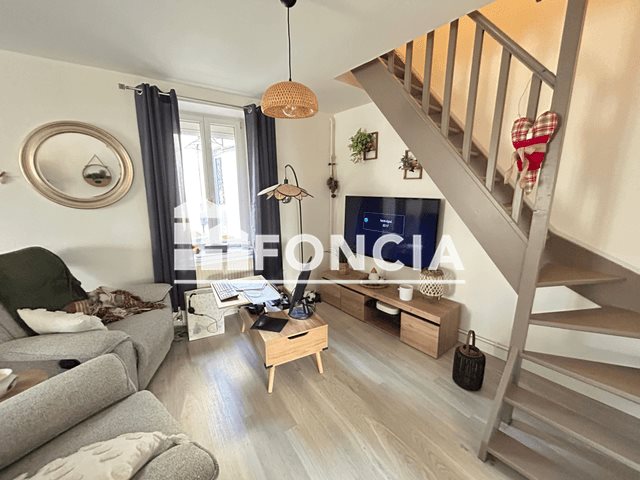 Appartement à louer, 72m², Faulx
