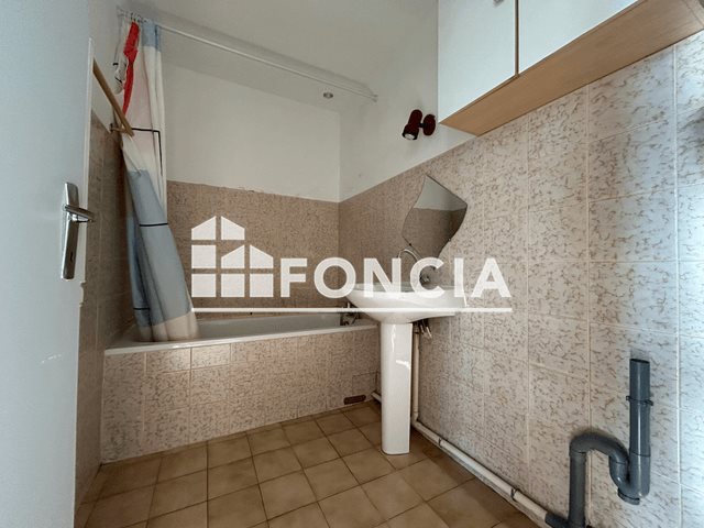 Appartement à louer, 36m², Nîmes
