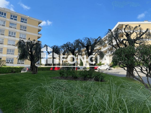 Appartement à louer, 77m², Grasse