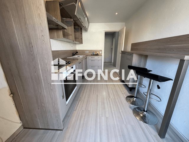 Appartement à louer, 77m², Grasse