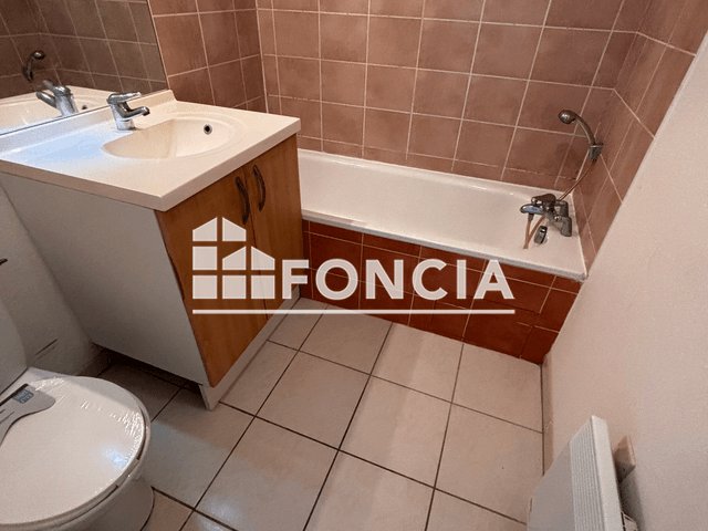 Appartement à louer, 37m², Fourques
