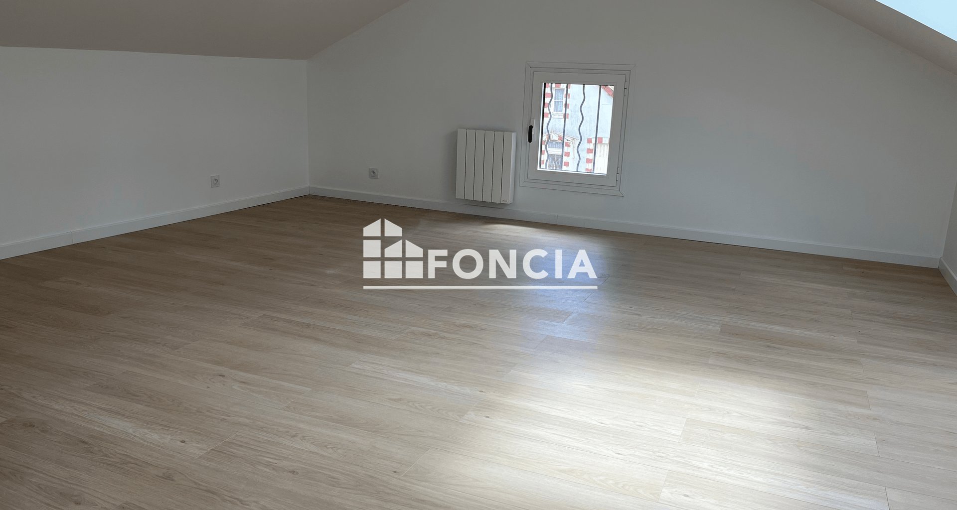 Appartement à louer, 76m², Vaujours