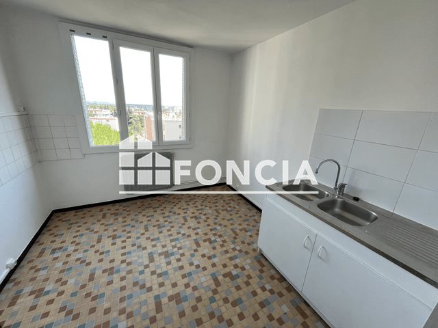 Appartement à louer, 41m², Nîmes