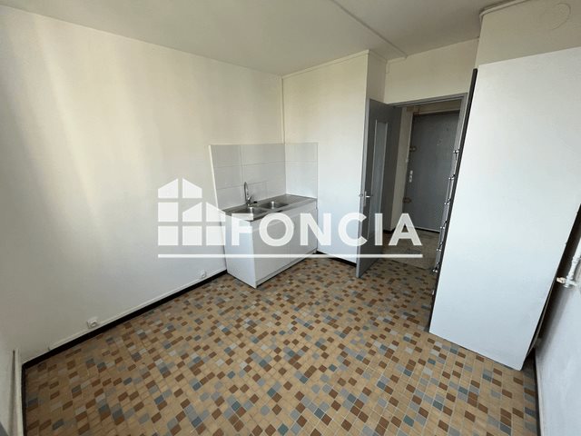 Appartement à louer, 41m², Nîmes