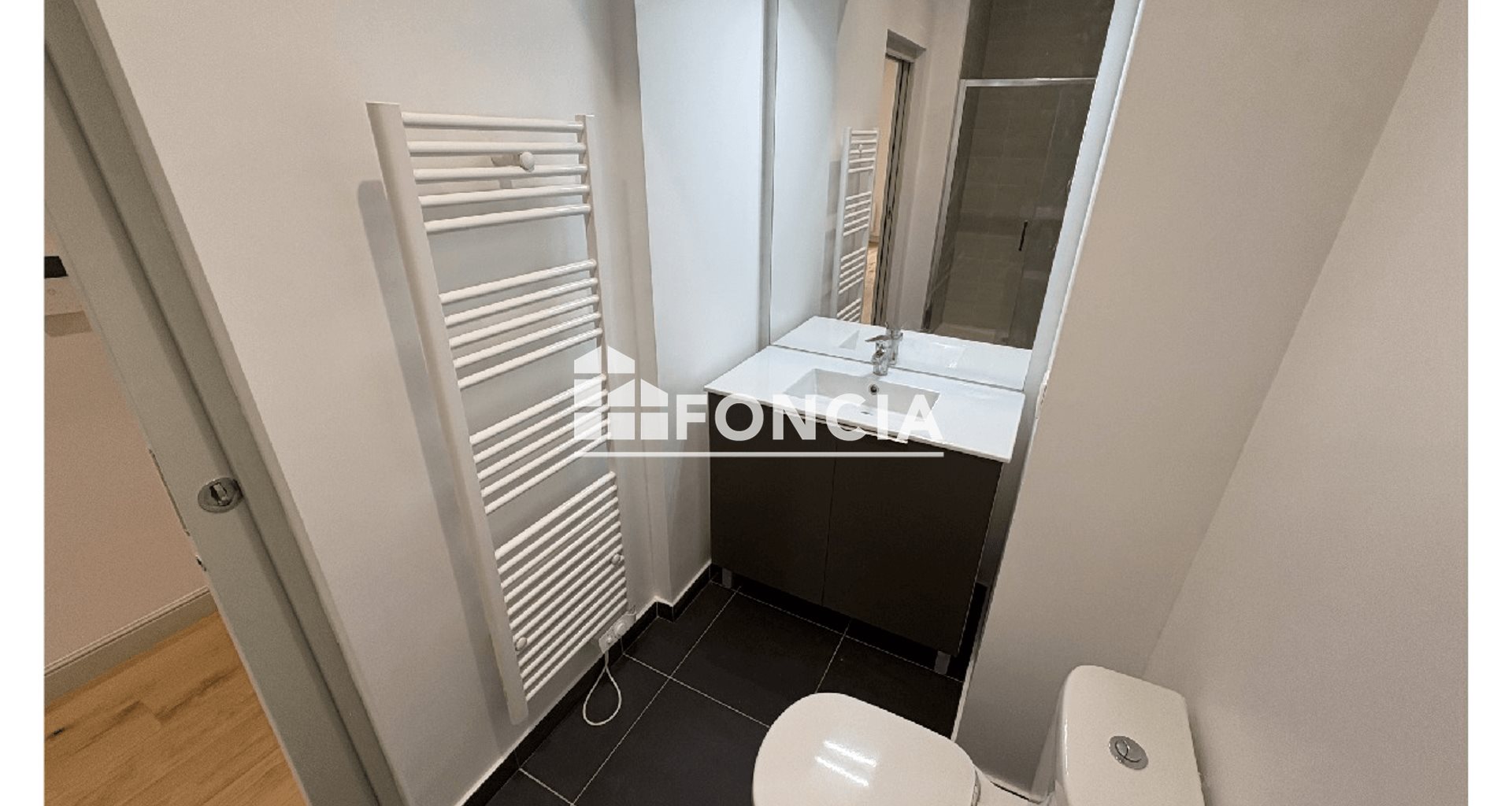 Appartement à louer, 28m², Garches