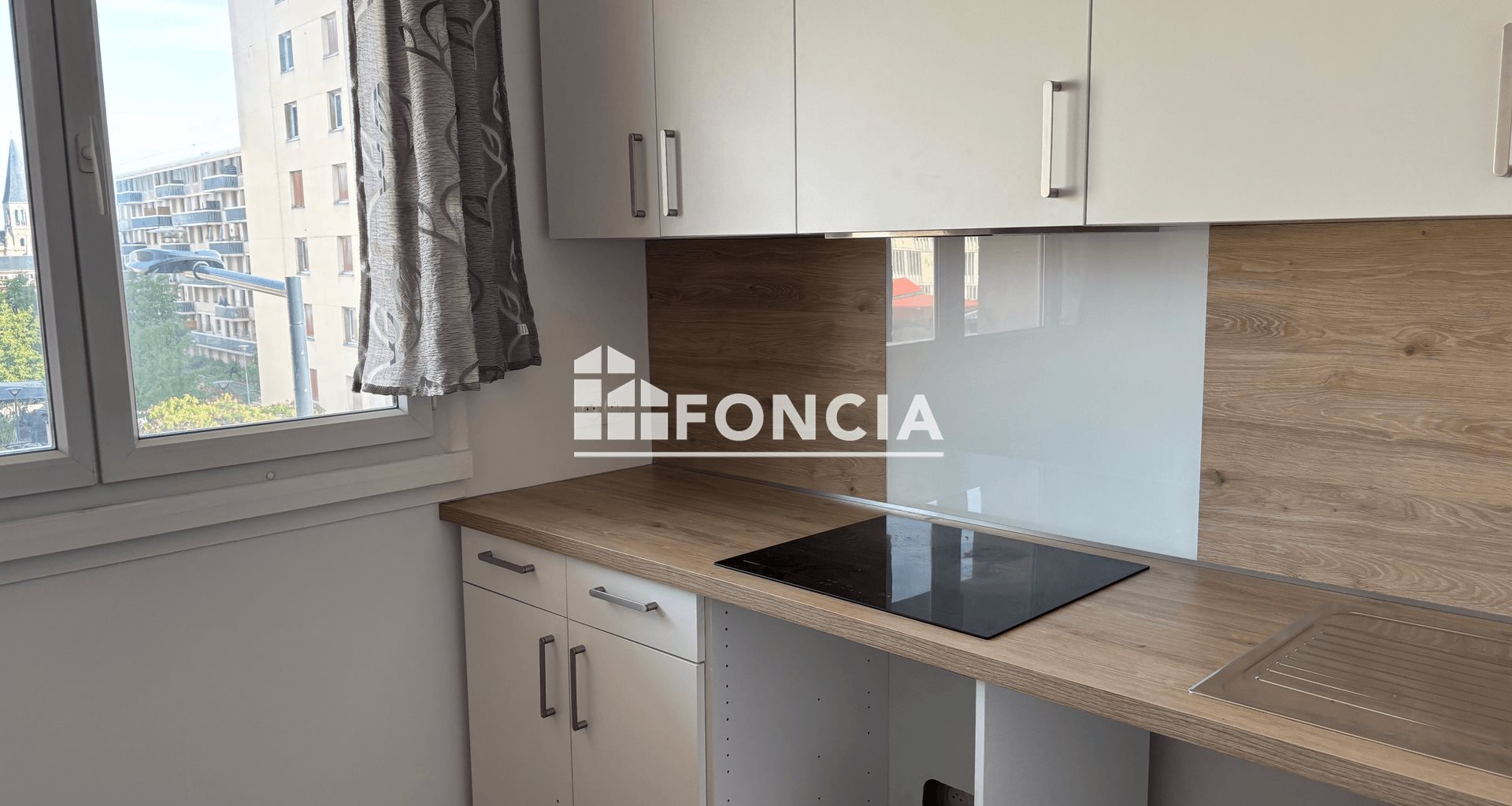 Appartement à louer, 2m², Poissy