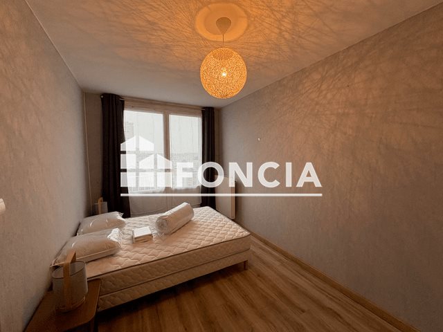 Appartement à louer, 46m², Tours