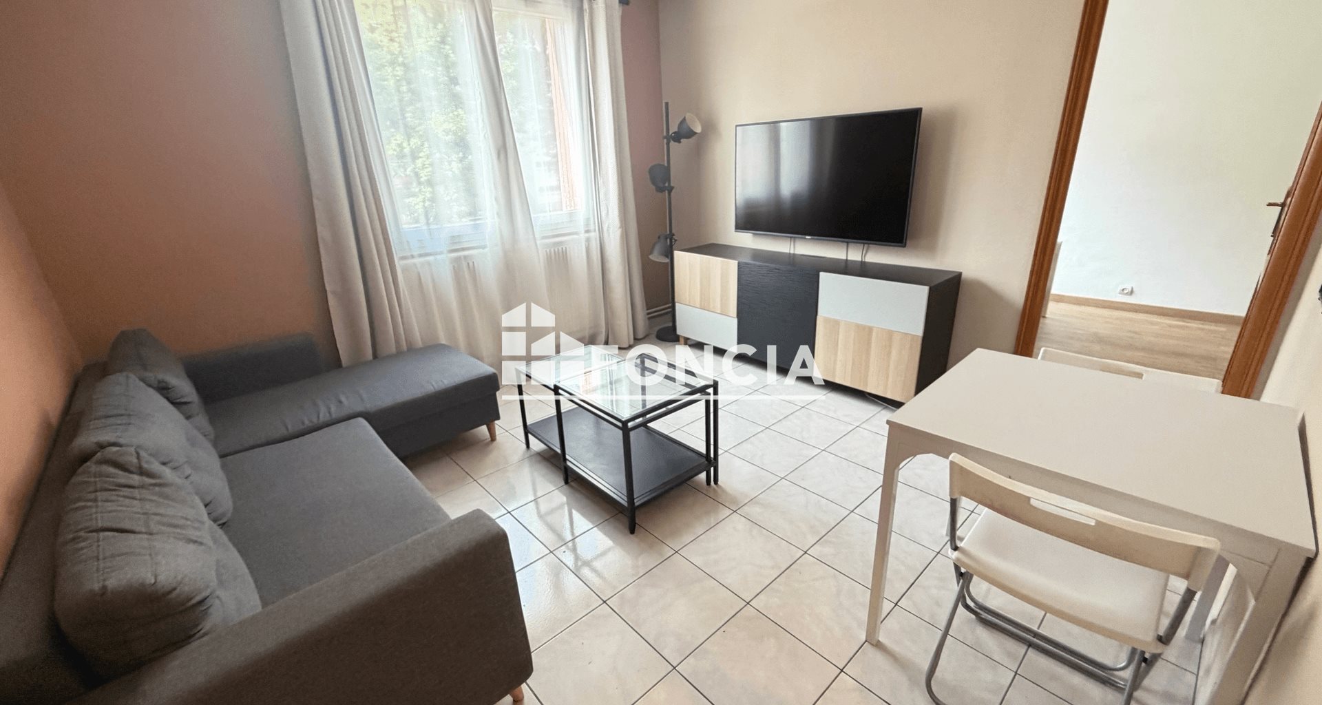 Appartement à louer, 36m², Massy