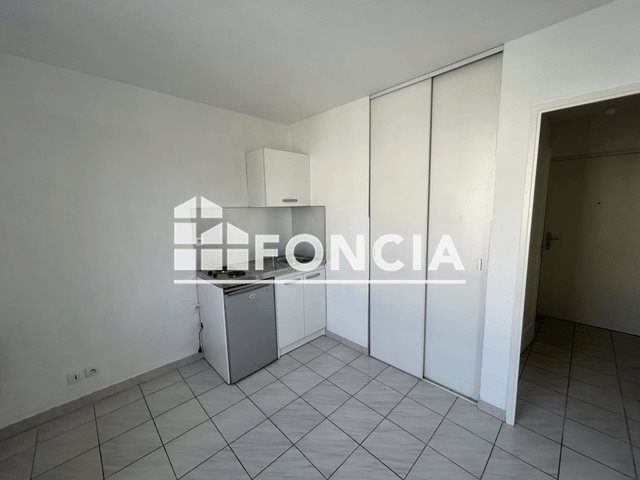 Appartement à louer, 20m², Nîmes