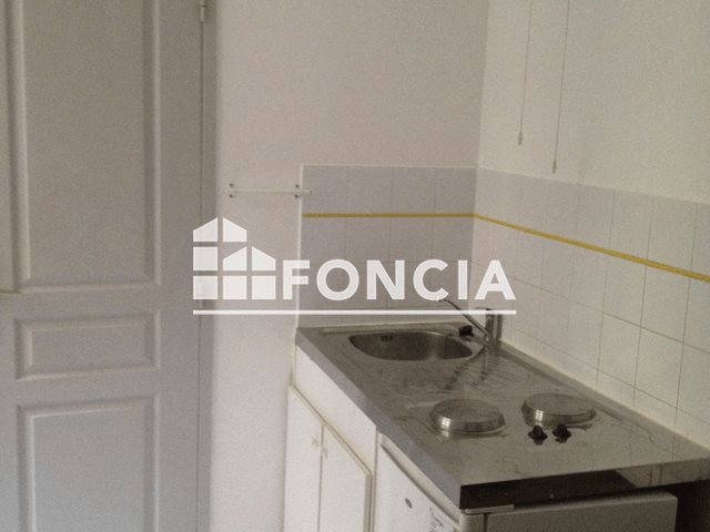 Appartement à louer, 19m², Nîmes
