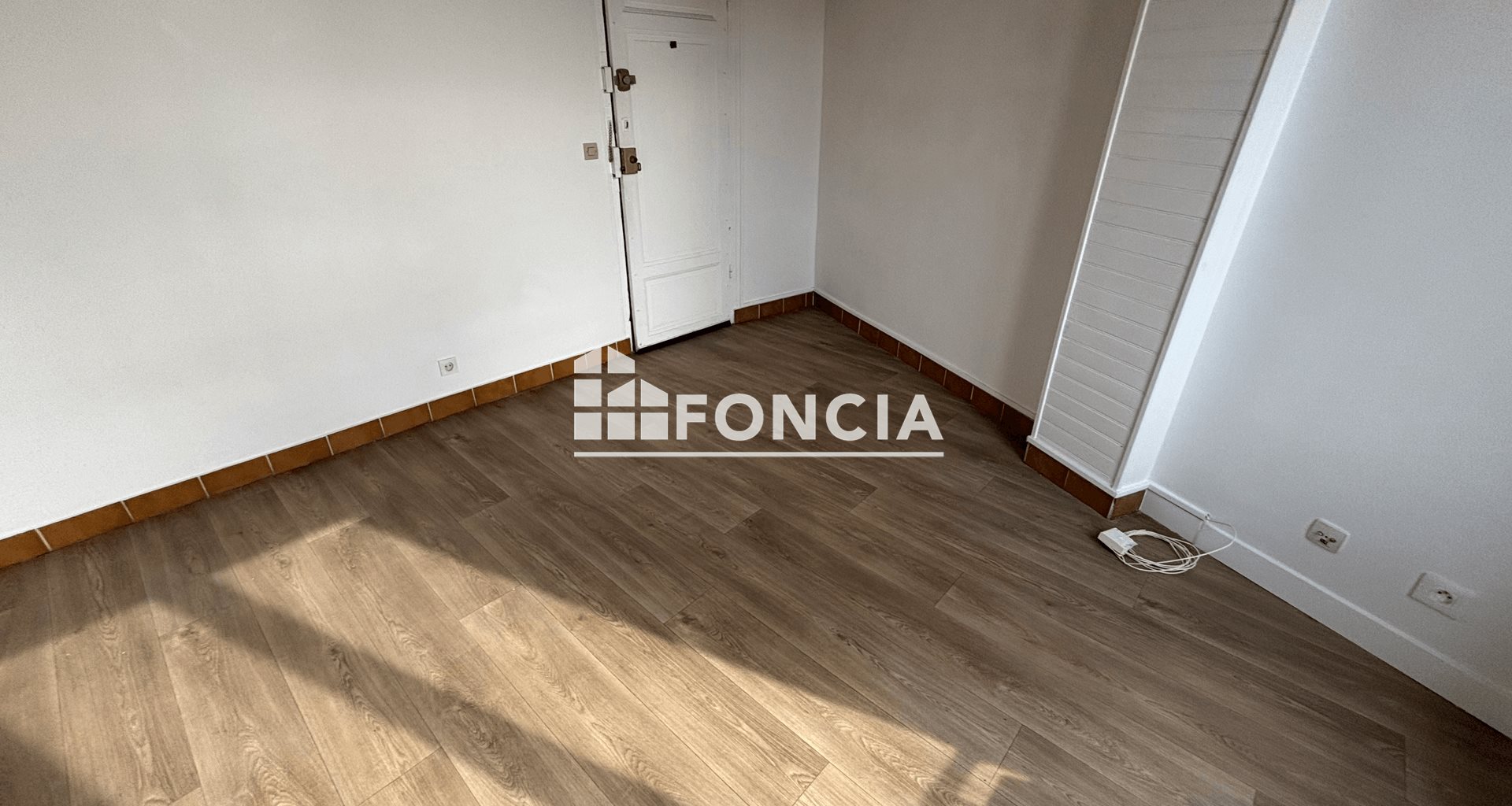 Appartement à louer, 16m², Issy-les-Moulineaux