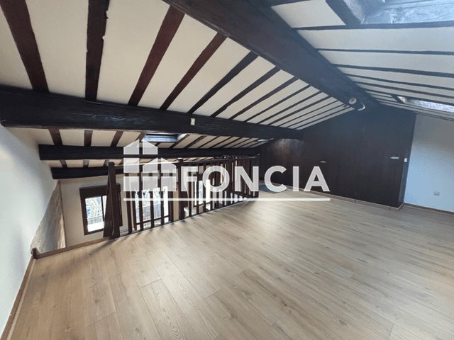 Appartement à louer, 72m², Lunel