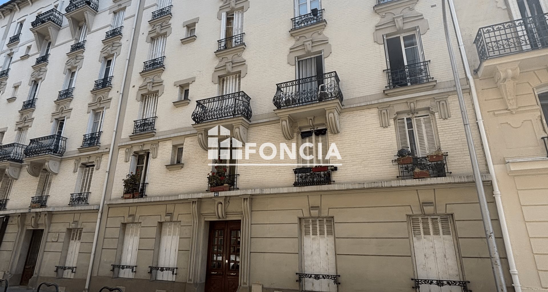Appartement à louer, 27m², Courbevoie