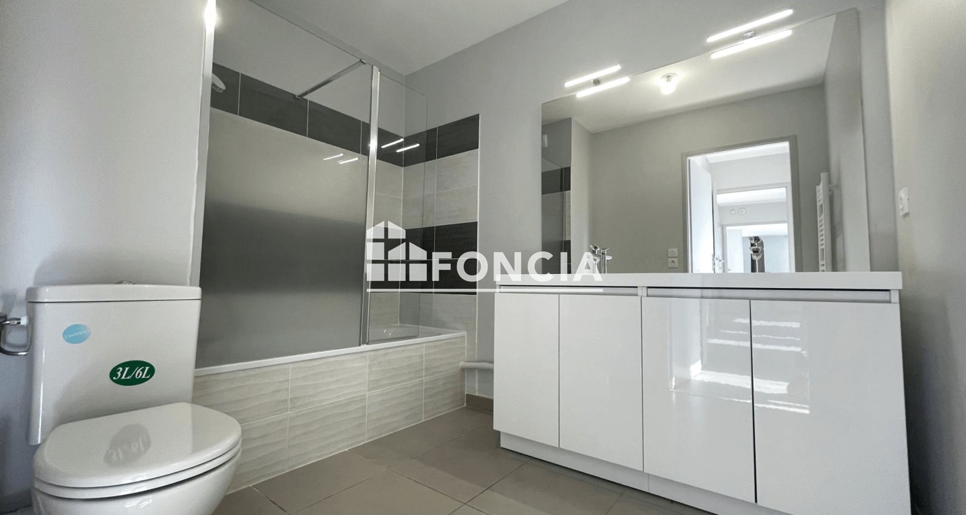 Appartement à louer, 101m², Chaponost