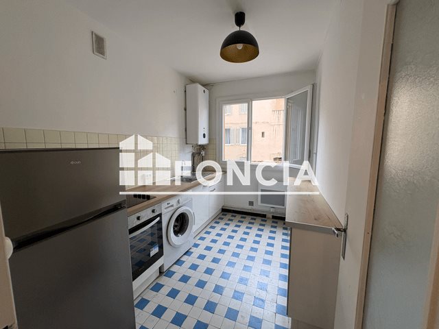 Appartement à louer, 37m², Nîmes