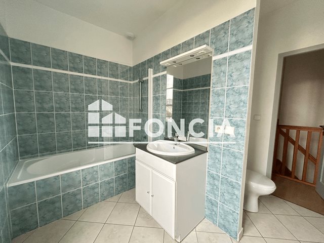 Maison à louer, 89m², Rochefort