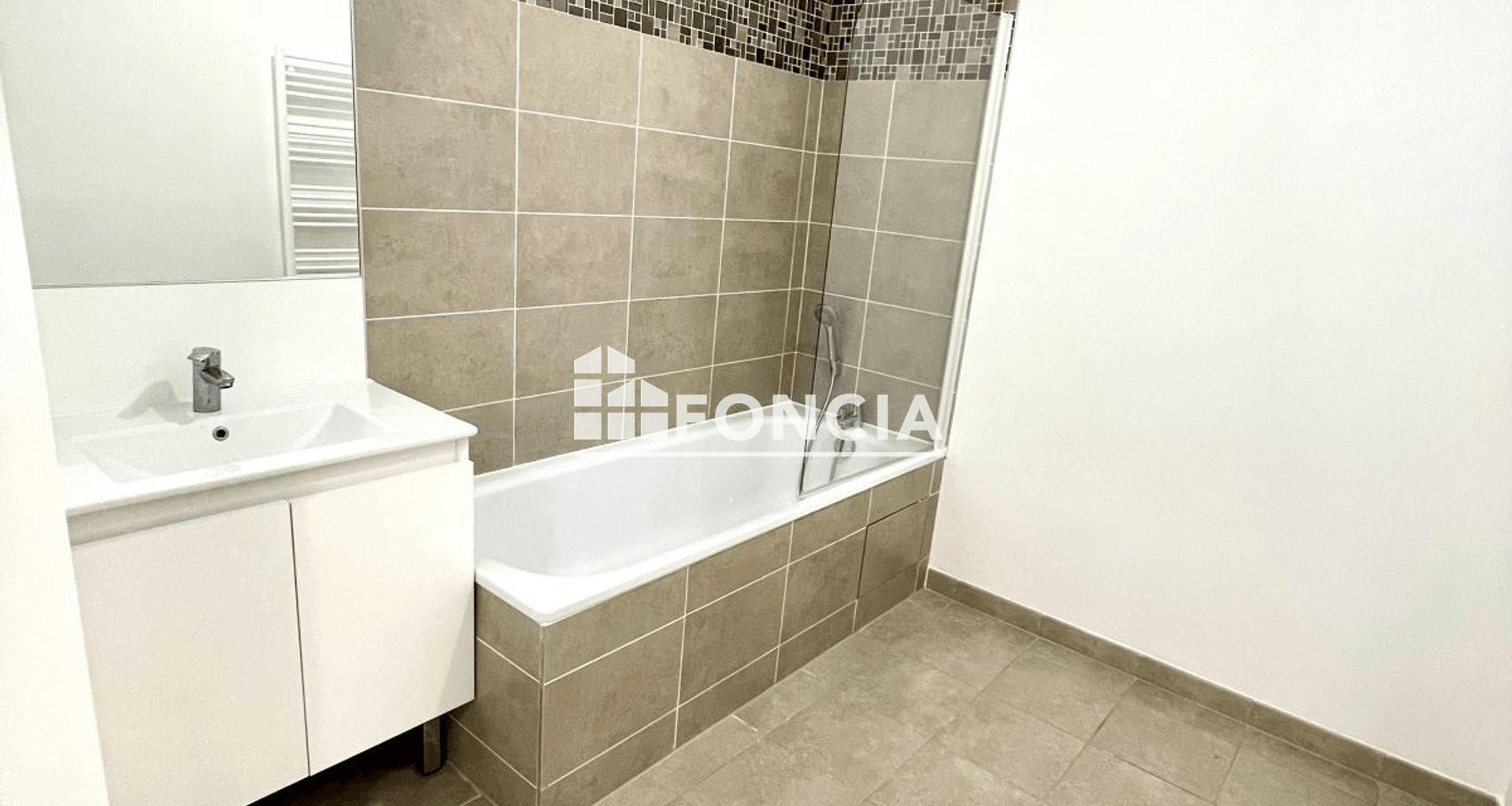 Appartement à louer, 66m², Pantin