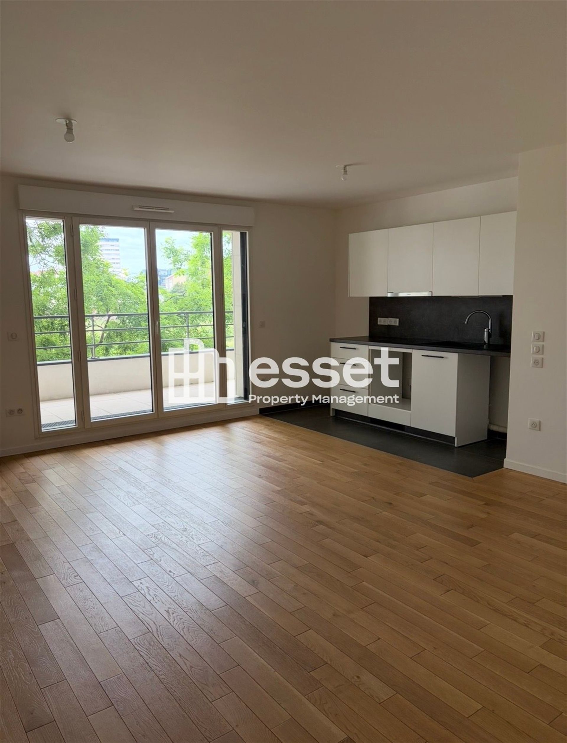Appartement à louer, 42m², Courbevoie