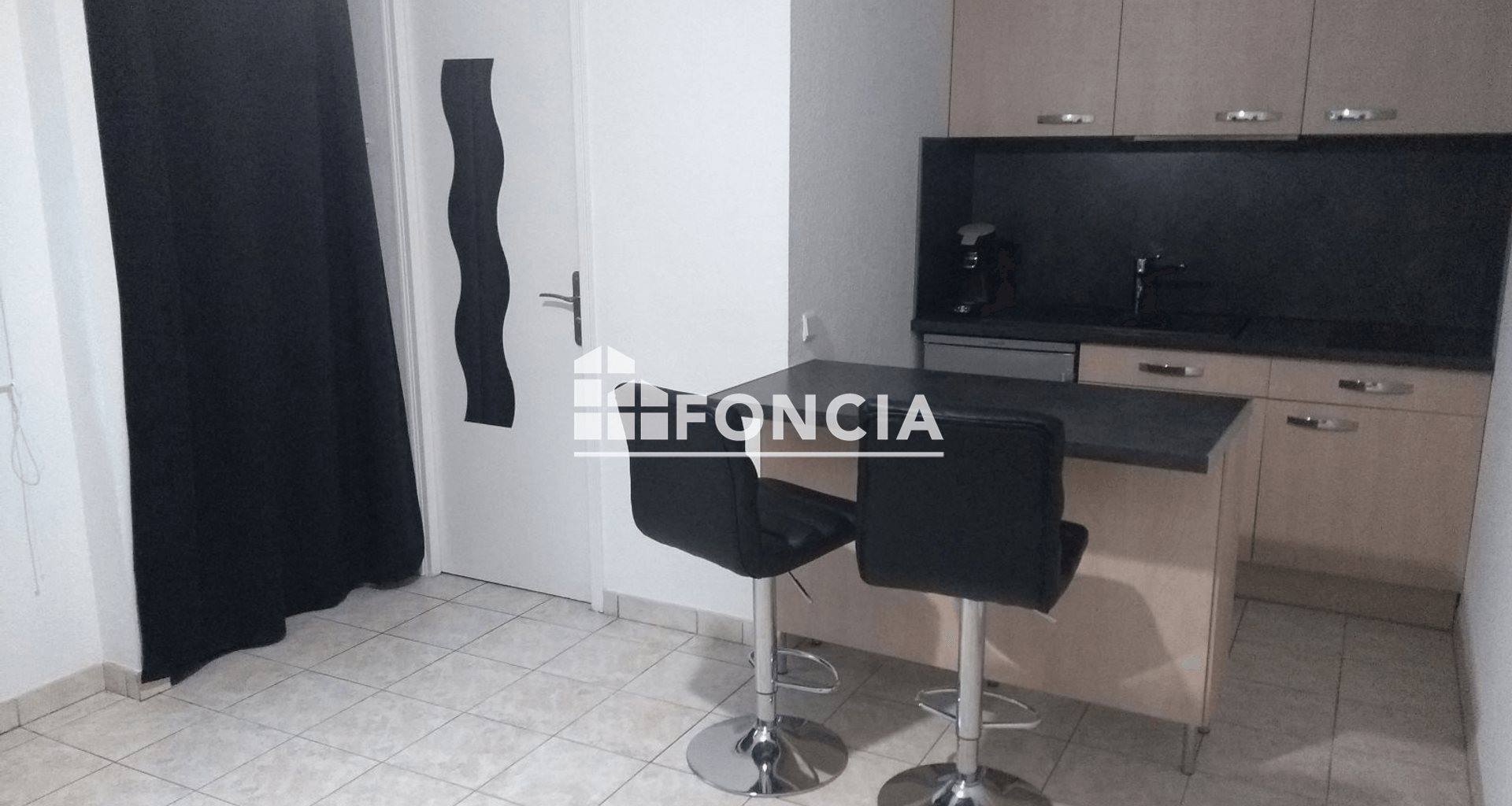 Appartement à louer, 18m², Valence
