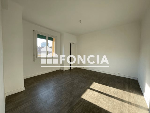 Appartement à louer, 54m², Toulon