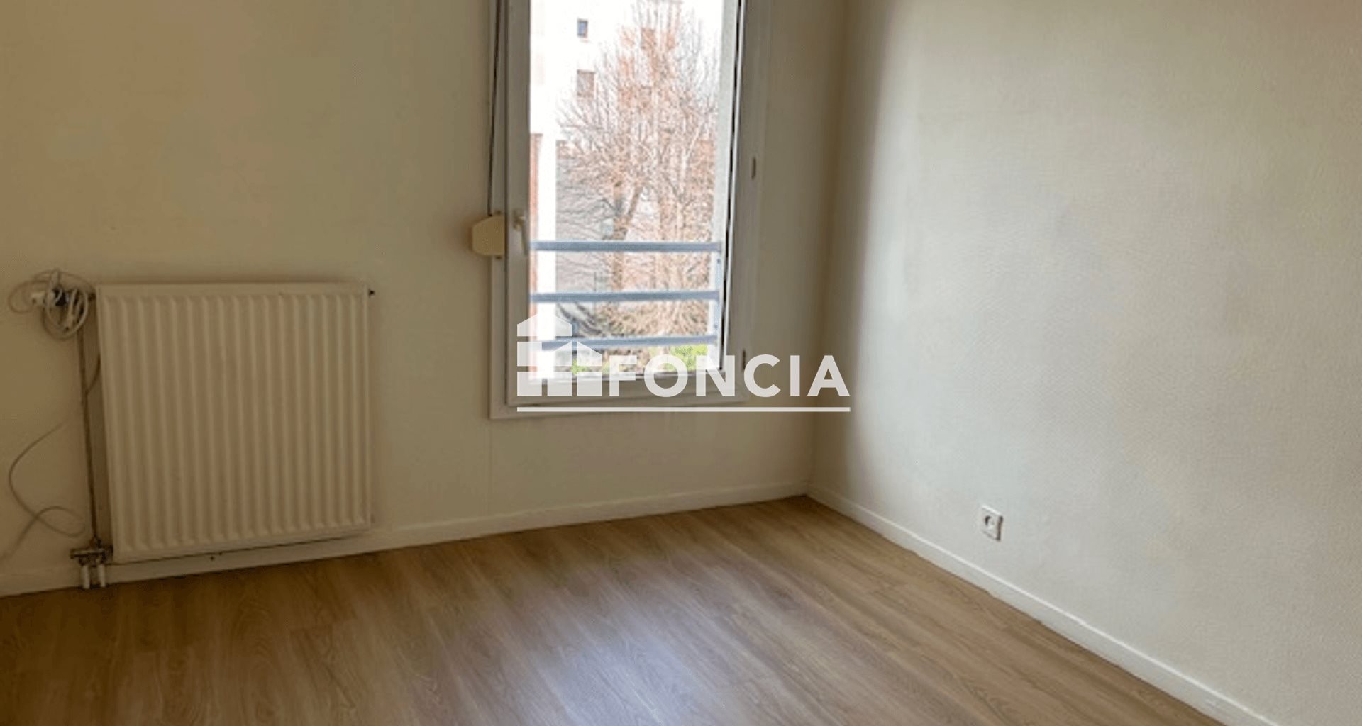 Appartement à louer, 46m², Cergy