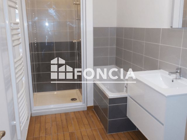 Maison à louer, 72m², Rochefort