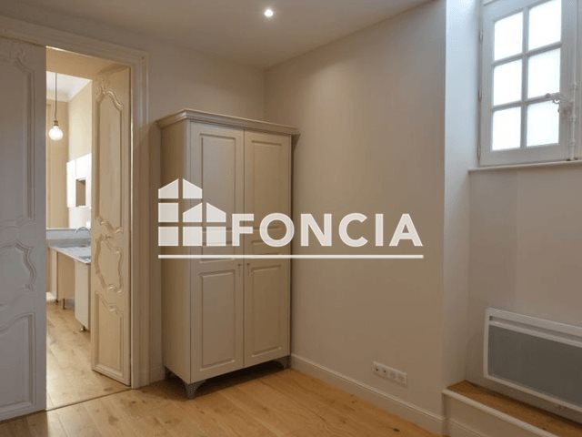 Appartement à louer, 54m², Nîmes