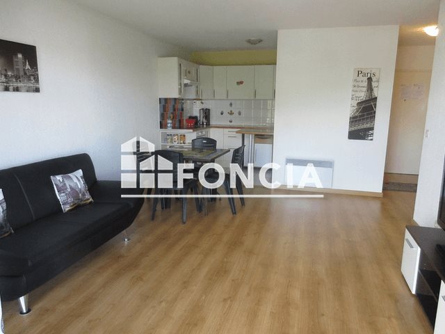 Appartement à louer, 45m², Lons