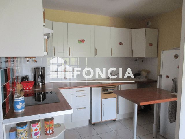 Appartement à louer, 45m², Lons