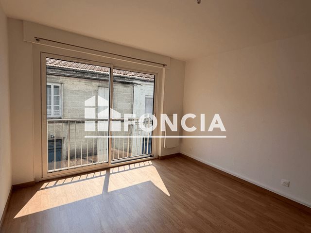 Appartement à louer, 39m², Angoulême