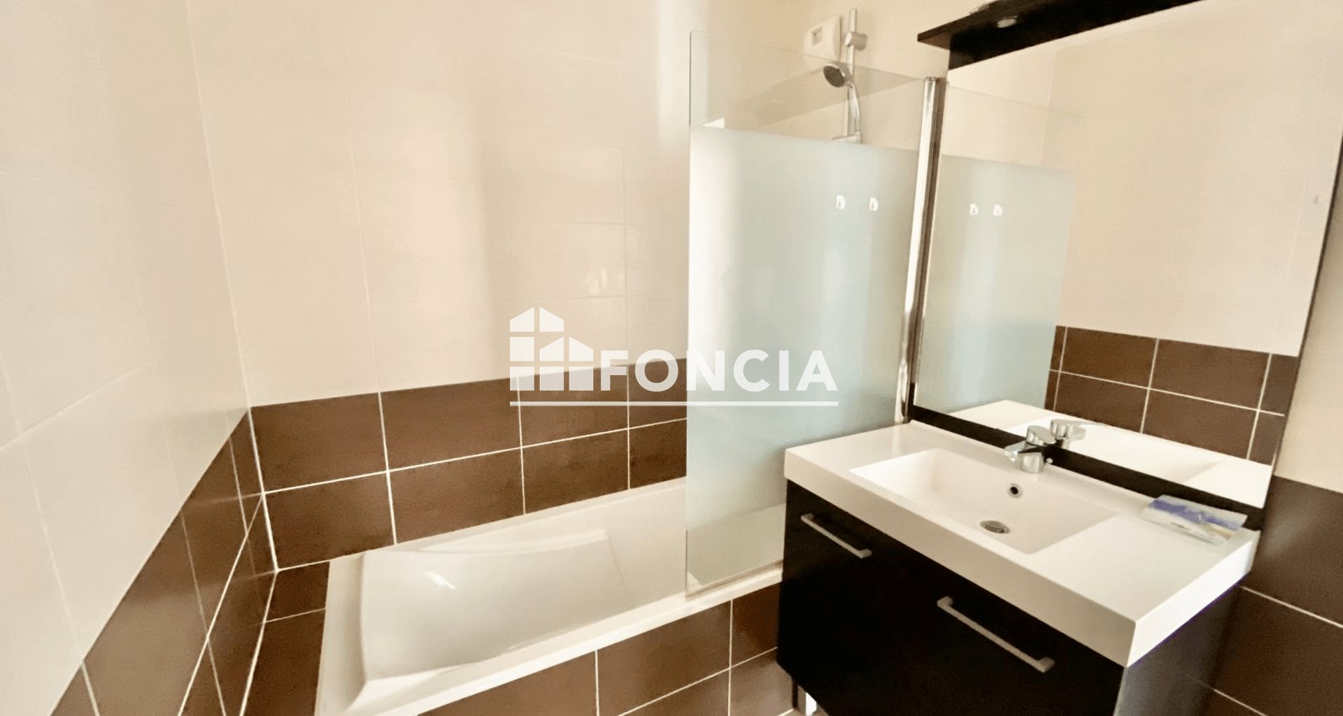Appartement à louer, 71m², Annemasse