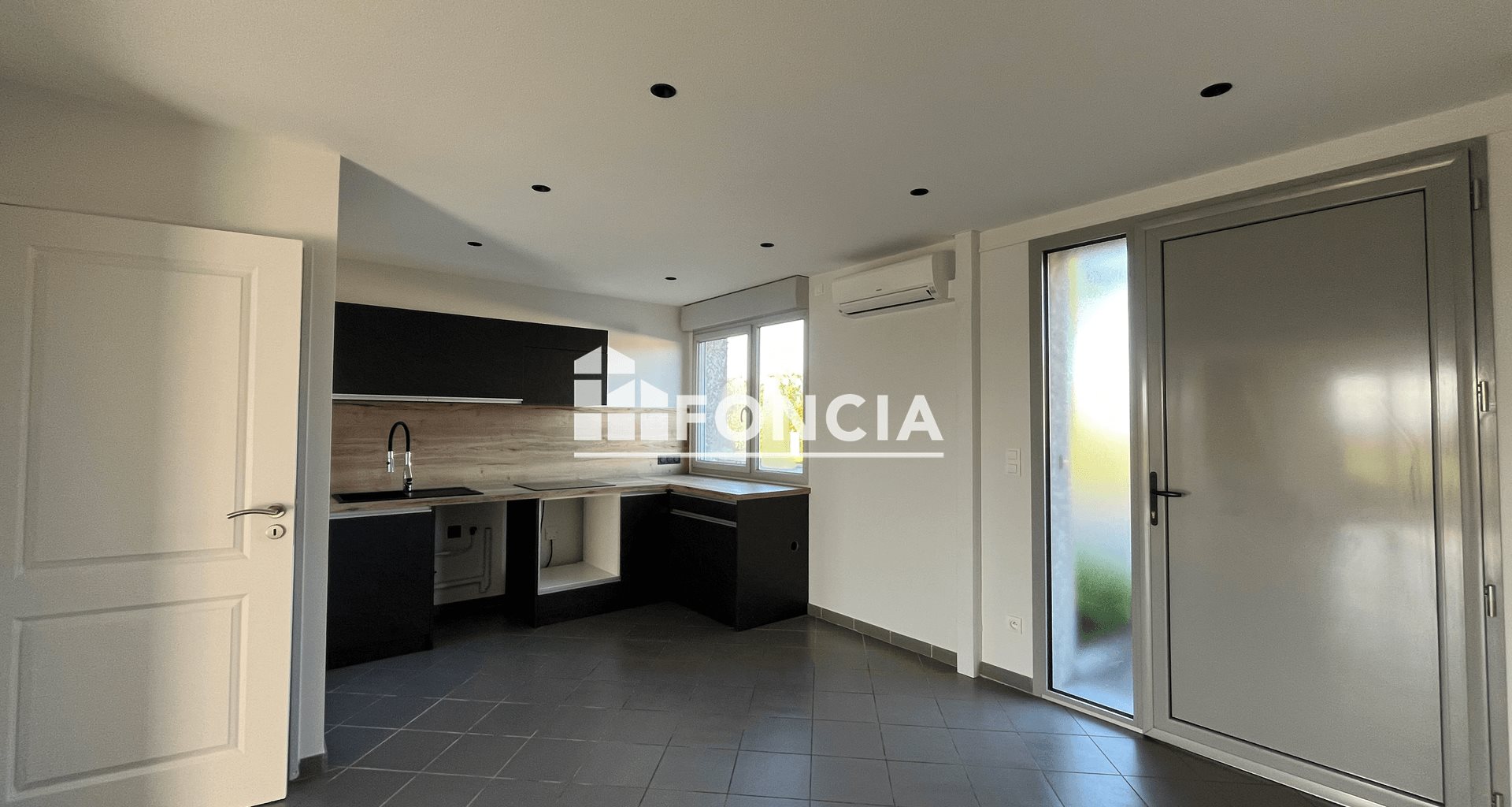 Appartement à louer, 77m², Quincieux