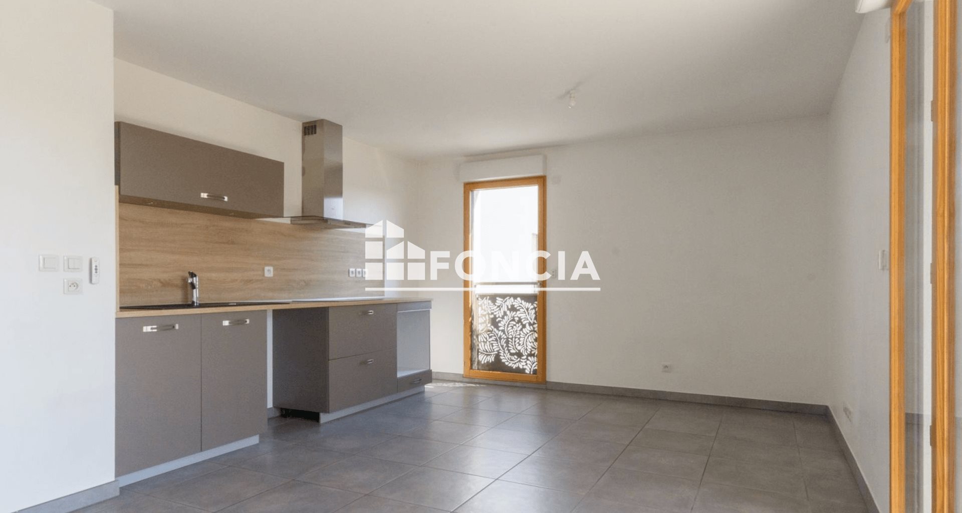 Appartement à louer, 61m², Bron