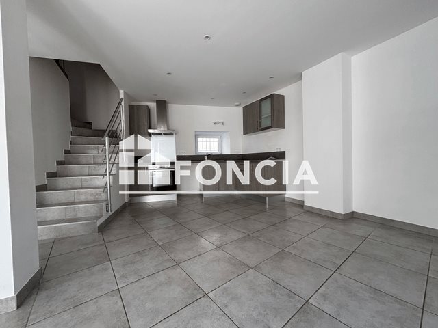 Maison à louer, 74m², Crolles