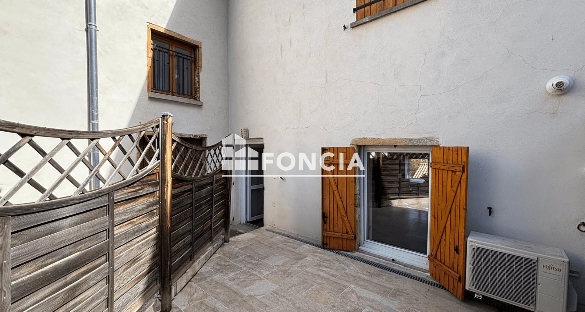 Appartement à louer, 58m², Saint-Genis-les-Ollières