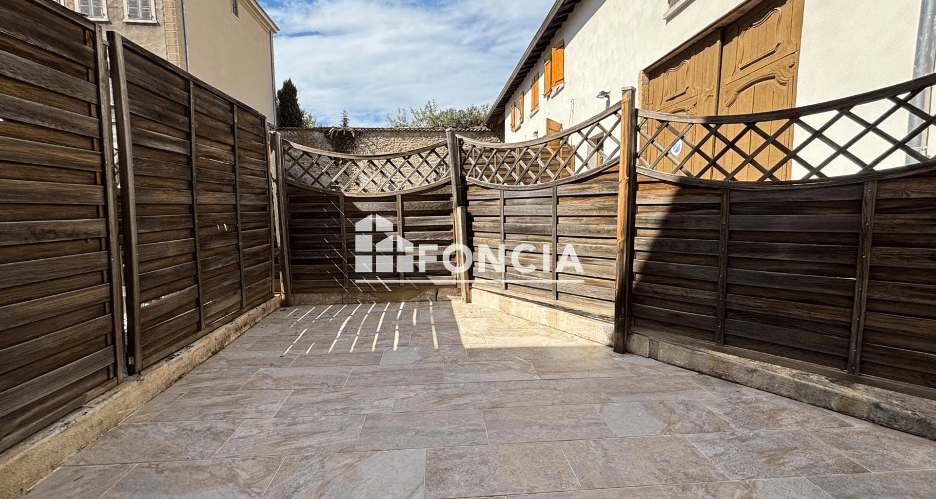 Appartement à louer, 58m², Saint-Genis-les-Ollières