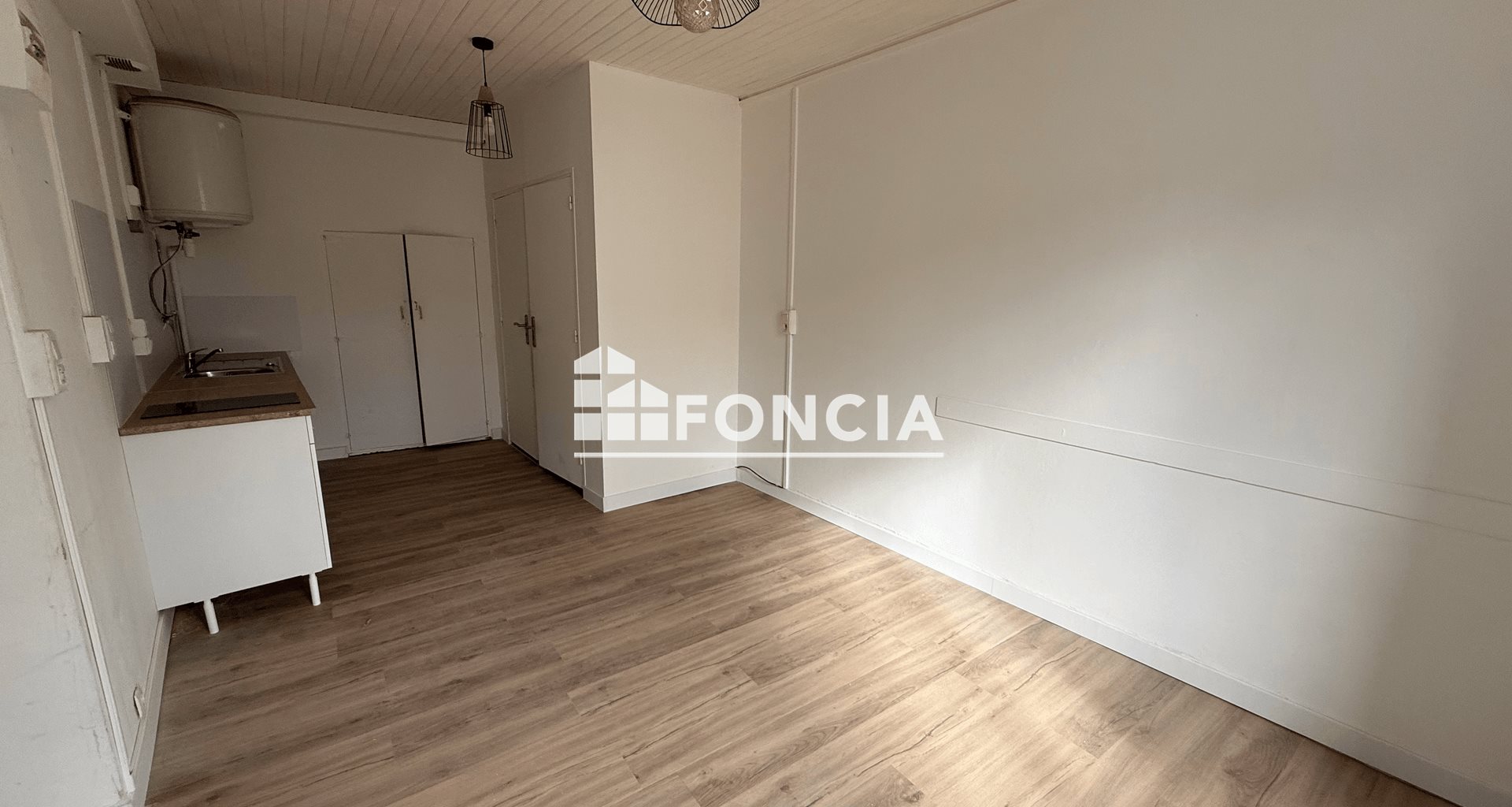 Appartement à vendre, 19m², Saint-Mitre-les-Remparts