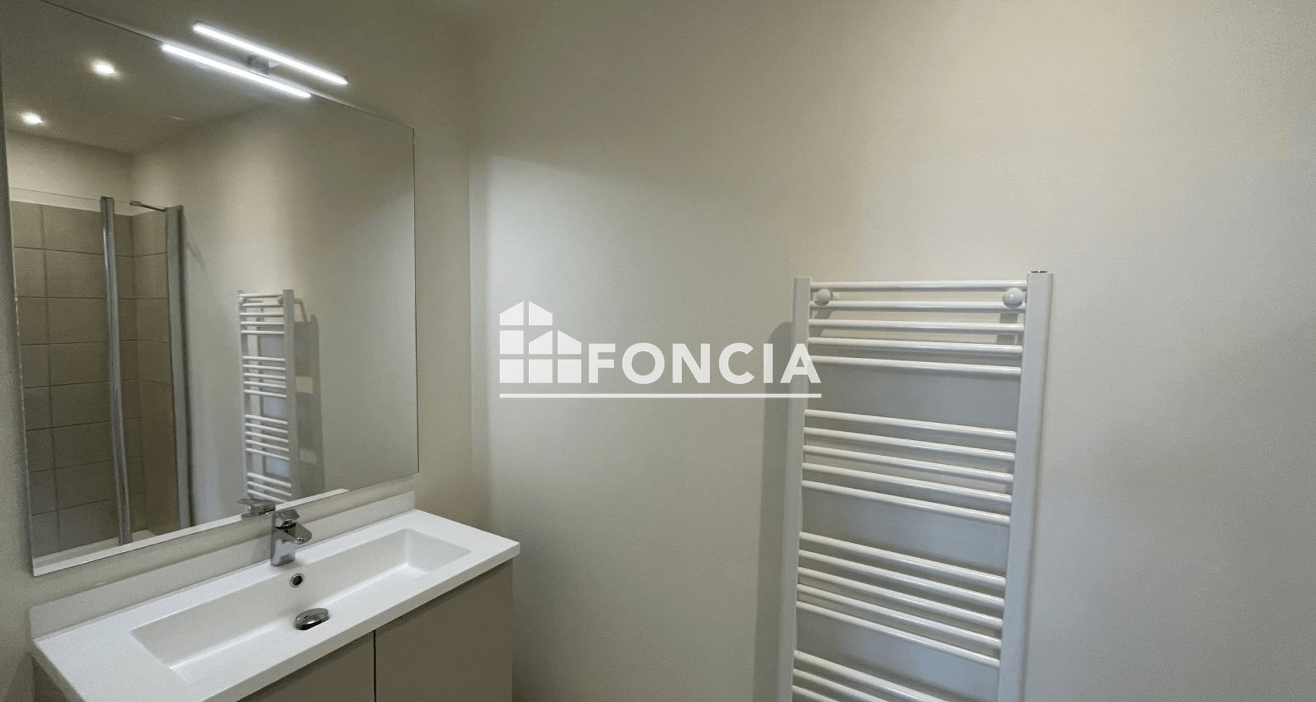 Appartement à louer, 67m², Auxerre