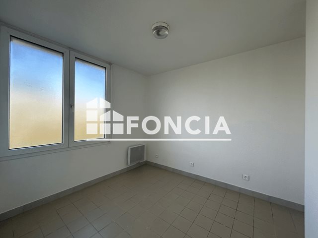 Appartement à louer, 30m², Sainte-Livrade-sur-Lot