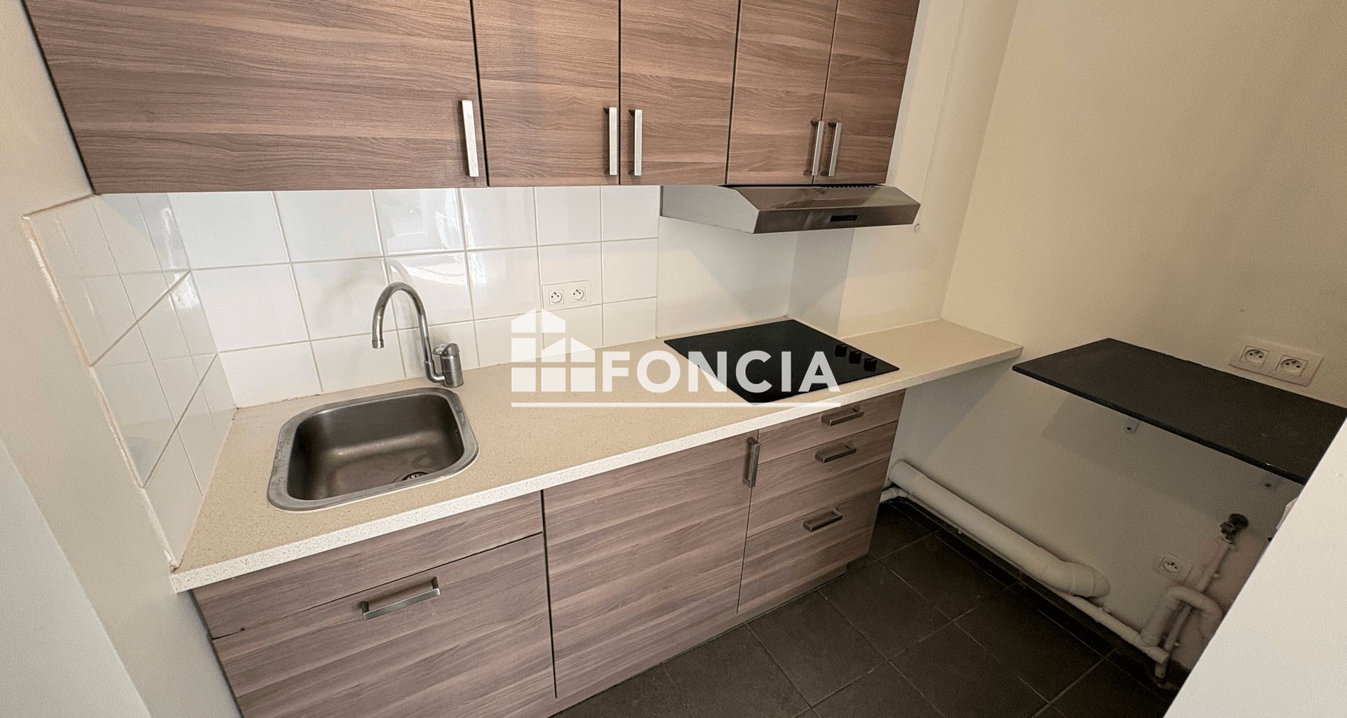 Appartement à louer, 42m², Suresnes