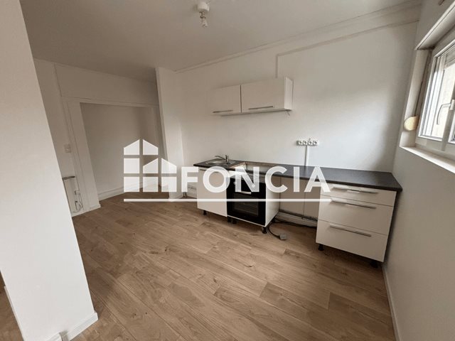 Appartement à louer, 59m², Neuves-Maisons